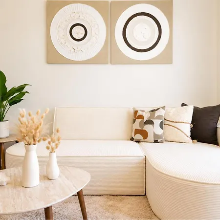 Apartment Stylish 3 Bed Habitat