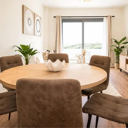 Apartment Stylish 3 Bed Habitat Estepona