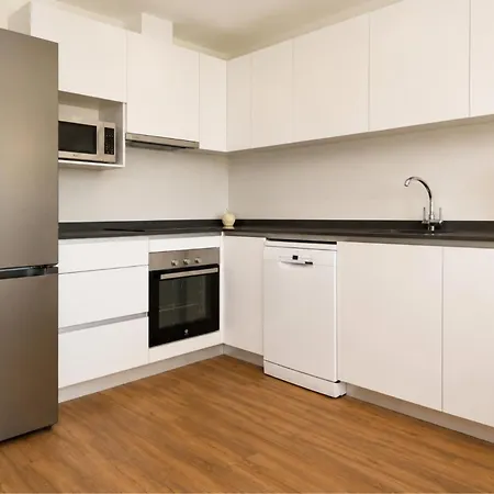 Stylish 3 Bed Habitat