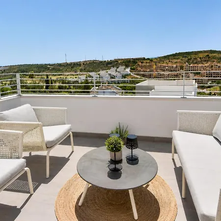 Stylish 3 Bed Habitat * Estepona
