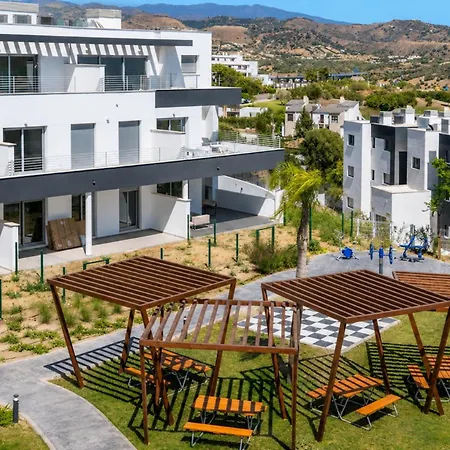 Stylish 3 Bed Habitat * Estepona